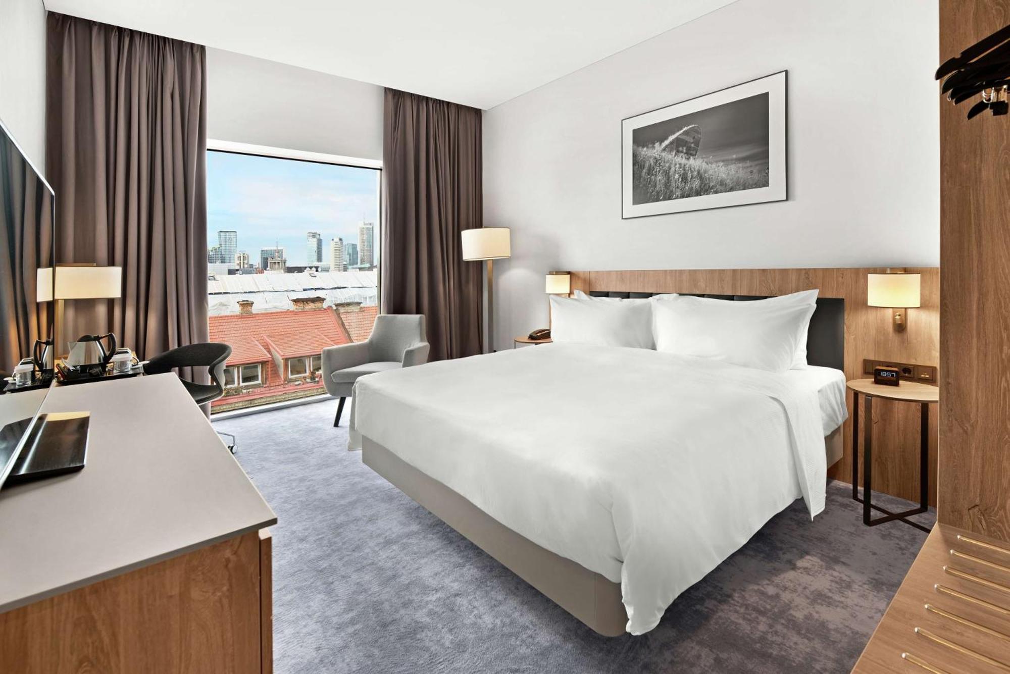 Hilton Garden Centre Hotel