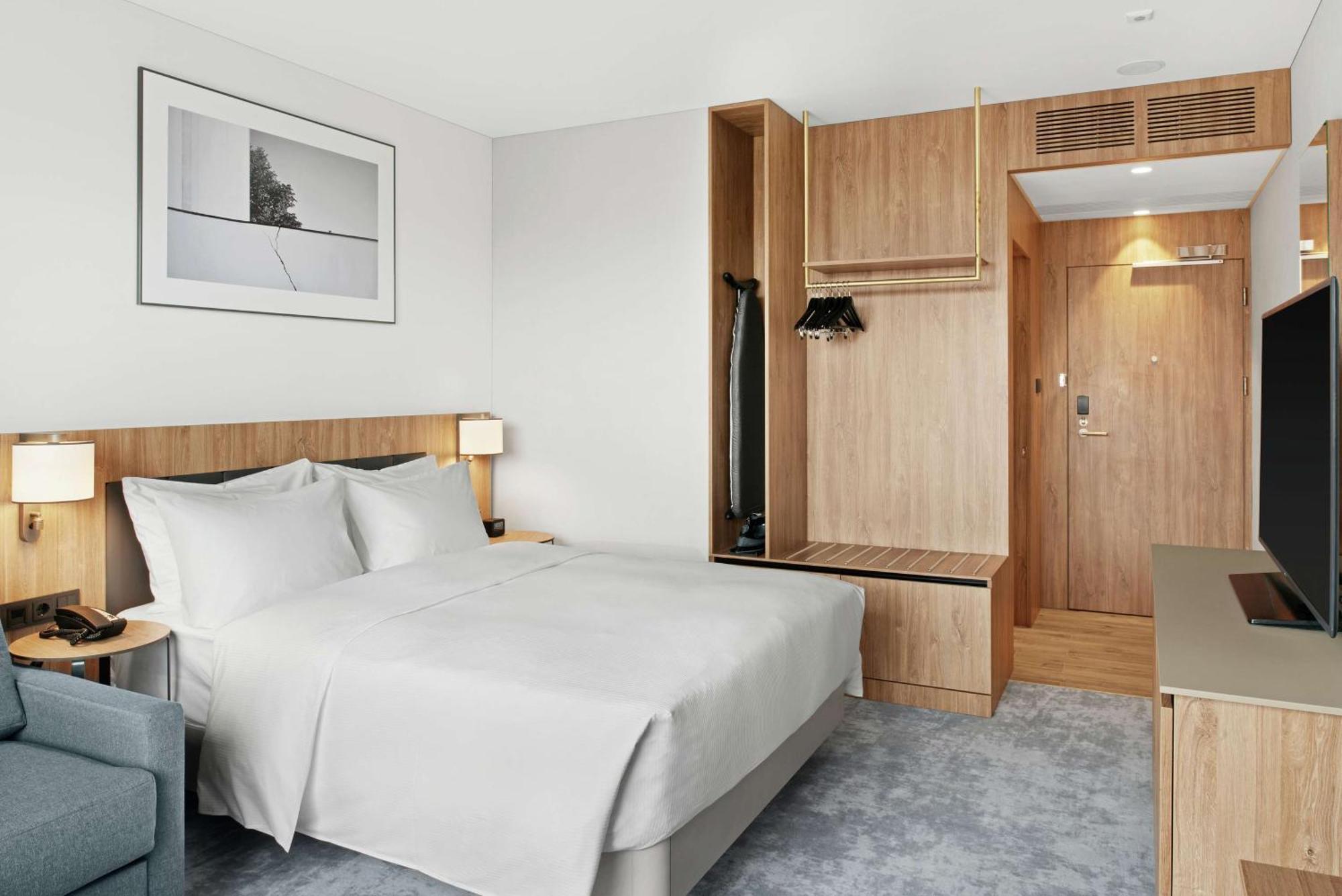 Hotell Hilton Garden Centre 4*