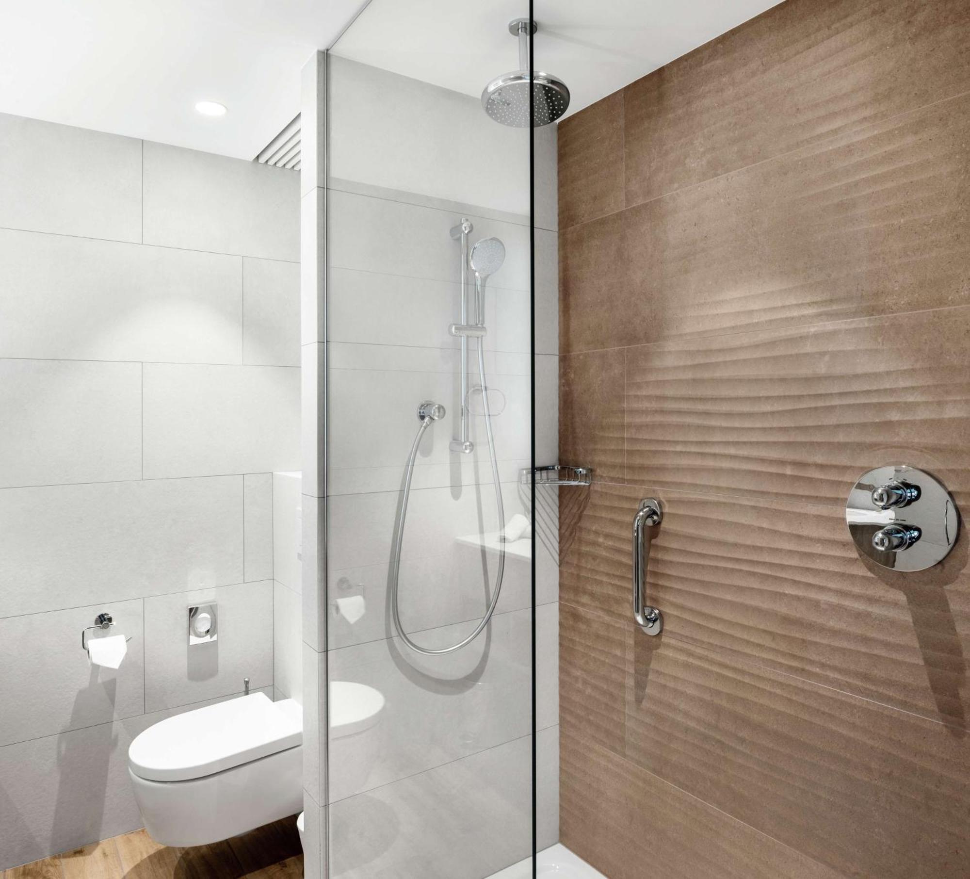 Hilton Garden Centre 4*