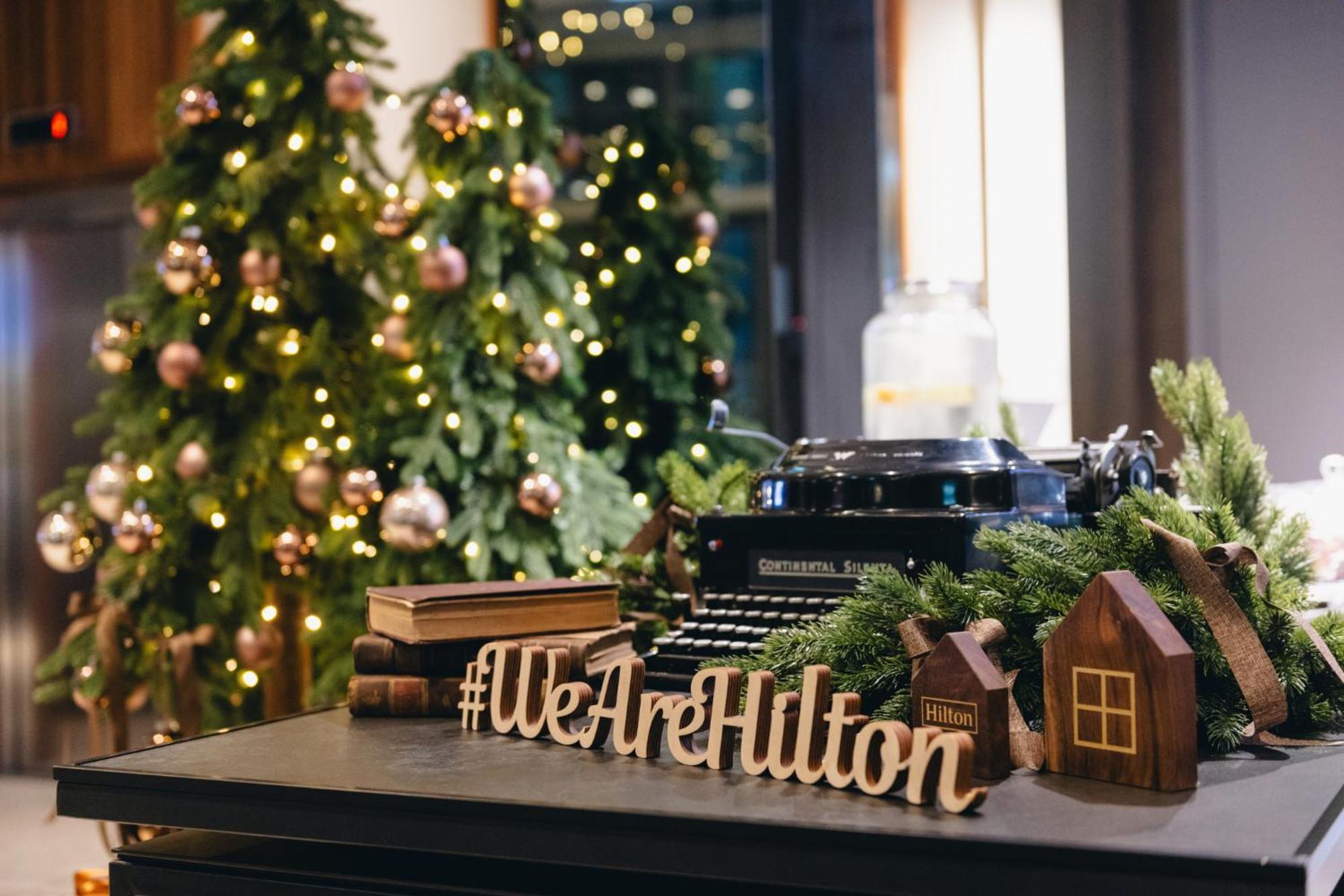 Hilton Garden Centre Hotell